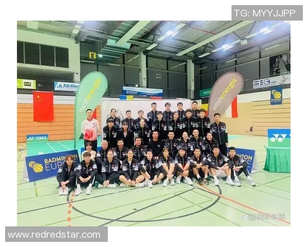 深圳羽毛球队在世锦赛积分榜上以72分稳居第一名展现强劲实力