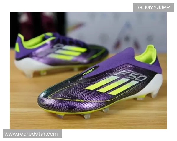 足球明星们钟爱的运动装备和品牌背后的故事与选择分析