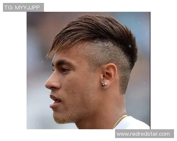 足球明星炫酷发型大集合让你领略球场风采与时尚魅力 足球明星炫酷发型大集合让你领略球场风采与时尚魅力